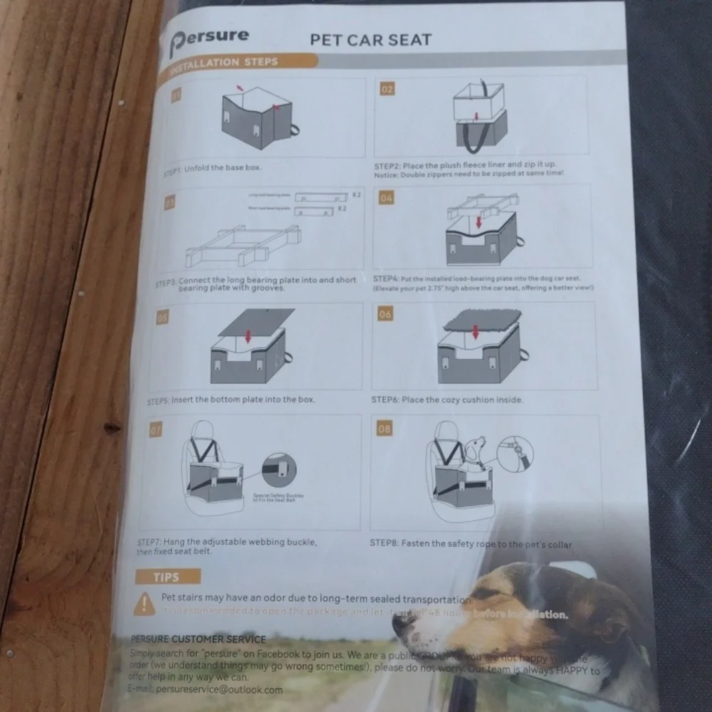 Persure Dog Car Seats for Small Dogs with Clip-On Leash NWT